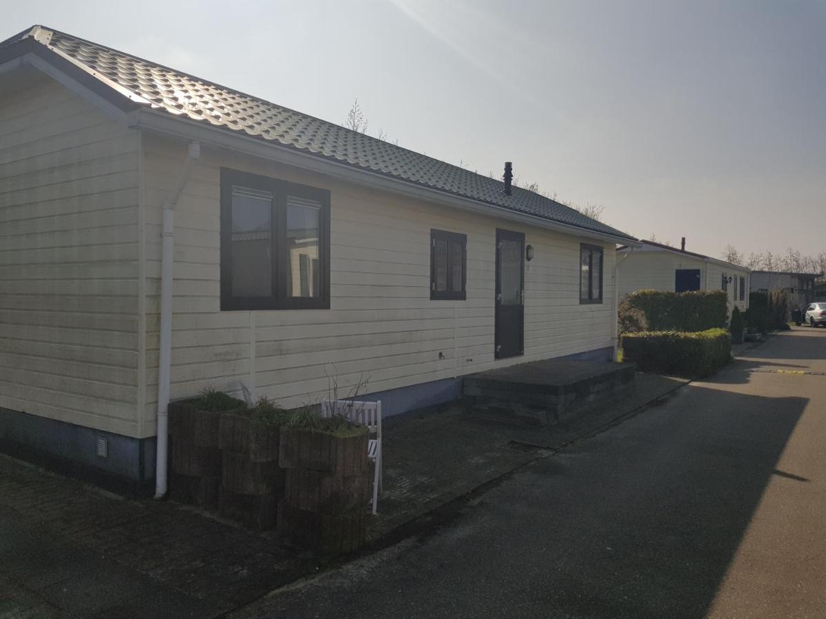 Vakantiehuis In Zeeland Sint Annaland Eksteriør billede